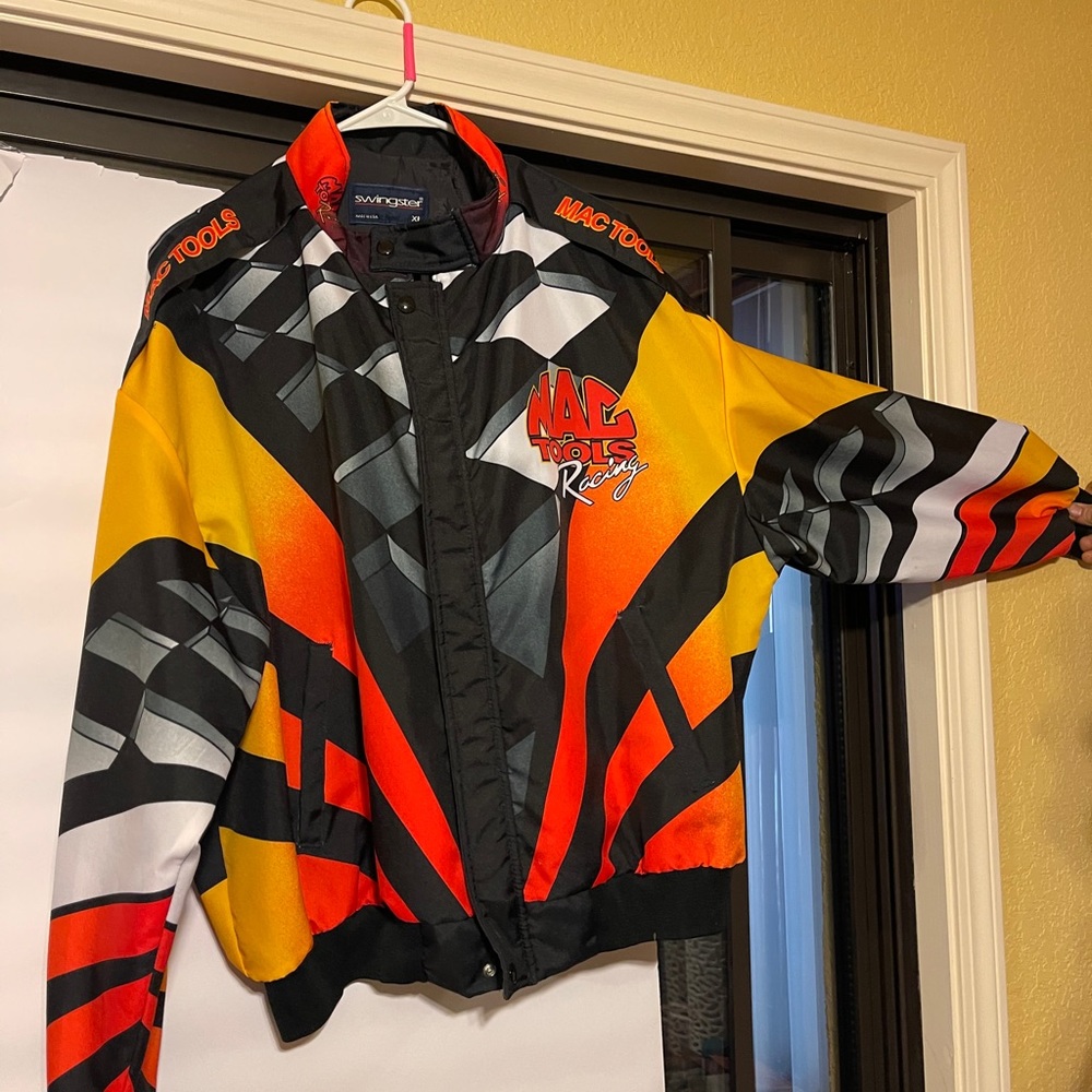 Car Raising Jacket